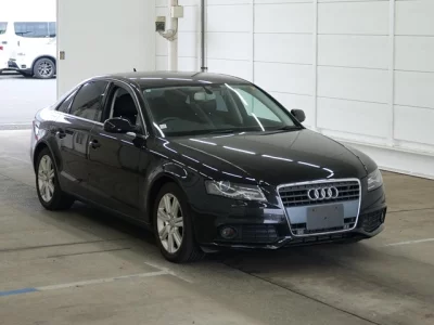 Audi A4  с аукциона в Японии
