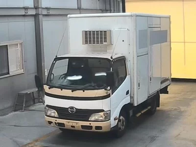 Hino DUTRO  с аукциона в Японии
