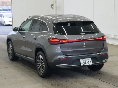 Mercedes-Benz EQA  с аукциона в Японии