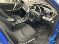 Mazda AXELA лот № 2680 оценка 4  с аукциона в Японии 3