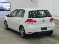Volkswagen Golf лот № 2948 оценка 4  с аукциона в Японии 1