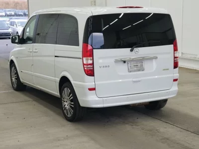 Mercedes-Benz V CLASS