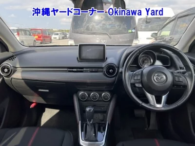 Mazda DEMIO  с аукциона в Японии