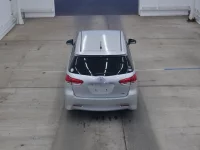 Toyota WISH лот № 3057 оценка 4  с аукциона в Японии 2