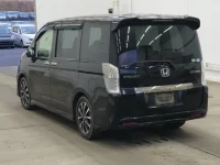 Honda STEP WAGON лот № 3034 оценка 3  с аукциона в Японии 1
