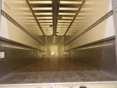 Mitsubishi FUSO TRUCK  с аукциона в Японии