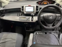 Honda FREED лот № 3093 оценка 3.5  с аукциона в Японии 4
