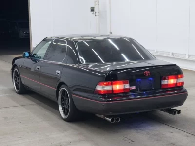 Toyota CELSIOR  с аукциона в Японии