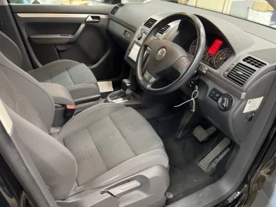 Volkswagen GOLF TOURAN  с аукциона в Японии