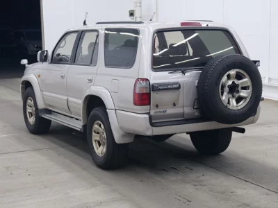 Toyota HILUX SURF