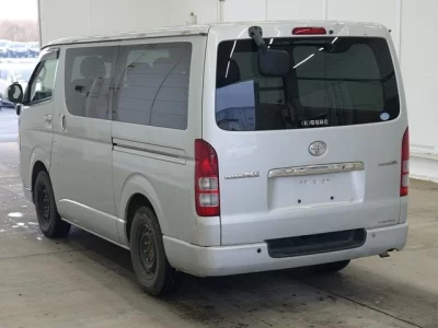 Toyota REGIUS ACE VAN