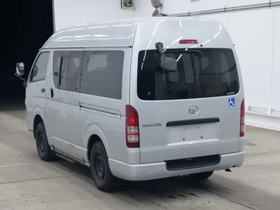 Toyota REGIUS ACE VAN