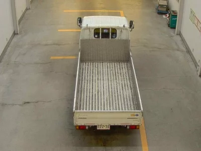 Mazda TITAN  с аукциона в Японии