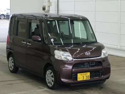 Daihatsu TANTO  с аукциона в Японии