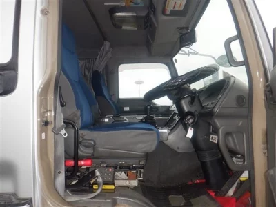 Isuzu TRUCK  с аукциона в Японии