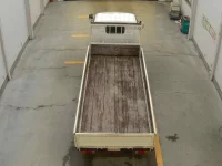 Hino DUTRO лот № 1256 оценка 3.5  с аукциона в Японии 2