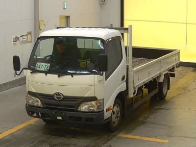 Hino DUTRO  с аукциона в Японии
