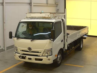 Hino DUTRO  с аукциона в Японии