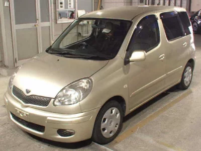 Toyota FUNCARGO  с аукциона в Японии