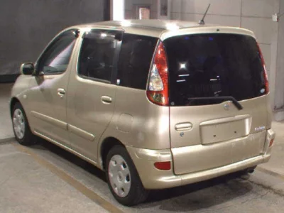 Toyota FUNCARGO  с аукциона в Японии