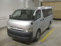 Toyota HIACE VAN лот № 4702 оценка 3  с аукциона в Японии 3