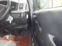 Toyota HIACE VAN лот № 4702 оценка 3  с аукциона в Японии 6