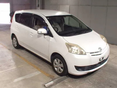 Toyota Passo Sette