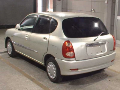 Toyota DUET  с аукциона в Японии