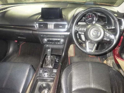 Mazda AXELA  с аукциона в Японии