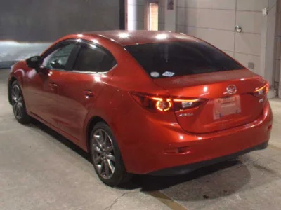 Mazda AXELA  с аукциона в Японии