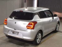 Suzuki SWIFT лот № 3082 оценка 4.5  с аукциона в Японии 4