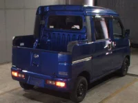 Daihatsu HIJET VAN лот № 8205 оценка 3  с аукциона в Японии 4