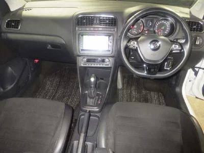 Volkswagen Polo  с аукциона в Японии