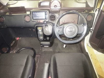 Toyota PORTE  с аукциона в Японии