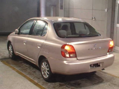 Toyota PLATZ  с аукциона в Японии