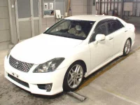 Toyota CROWN лот № 57 оценка 3.5  с аукциона в Японии 3