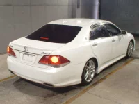 Toyota CROWN лот № 57 оценка 3.5  с аукциона в Японии 4