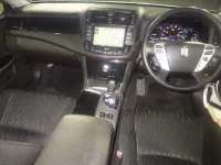 Toyota CROWN лот № 57 оценка 3.5  с аукциона в Японии 2