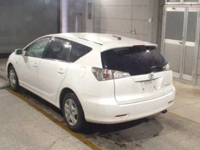Toyota CALDINA  с аукциона в Японии