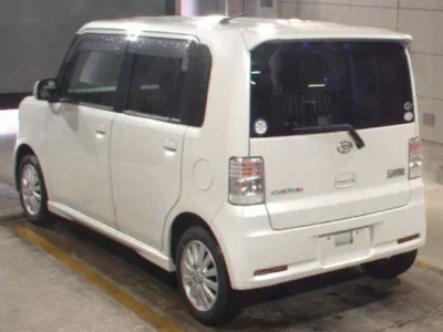 Daihatsu Move Conte