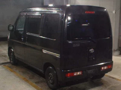 Toyota PIXIS VAN  с аукциона в Японии