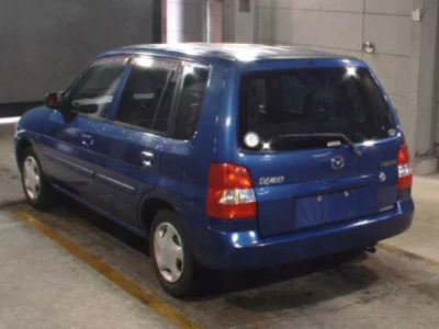 Mazda DEMIO  с аукциона в Японии