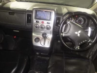 Mitsubishi DELICA D5 лот № 8644 оценка 3  с аукциона в Японии 2