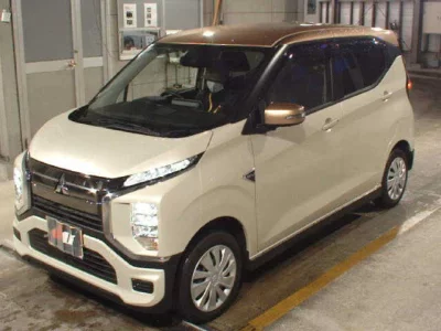 Mitsubishi EK X EV  с аукциона в Японии