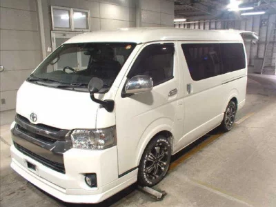 Toyota HiAce Van