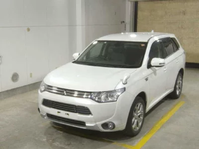 Mitsubishi OUTLANDER PHEV