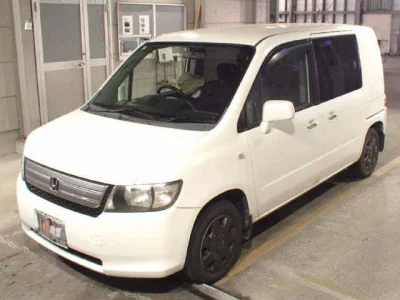 Honda Mobilio Spike