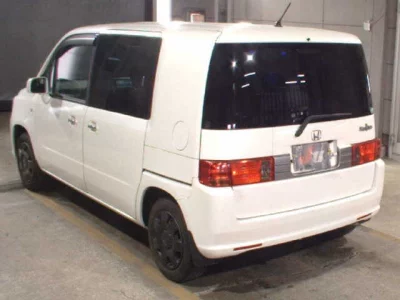 Honda Mobilio Spike