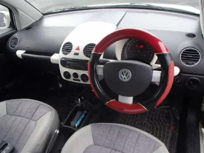 Volkswagen New Beetle