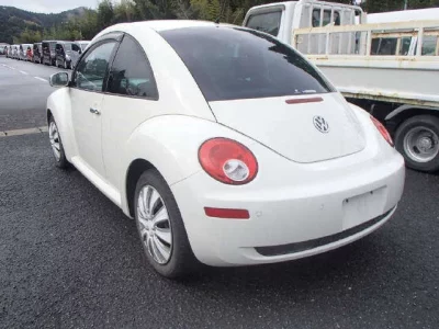 Volkswagen New Beetle